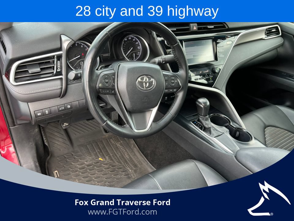 Used 2018 Toyota Camry SE w/ Moonroof Package FWD image 15