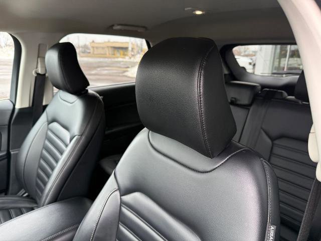 Certified 2024 Ford Edge SEL image 28