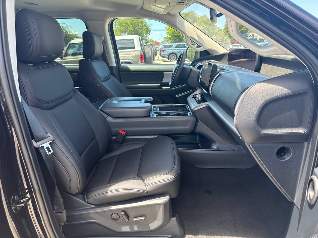 Certified 2025 Ford Expedition Active RWD image 27