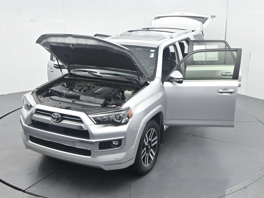 Used 2021 Toyota 4Runner Limited AWD/4WD image 58