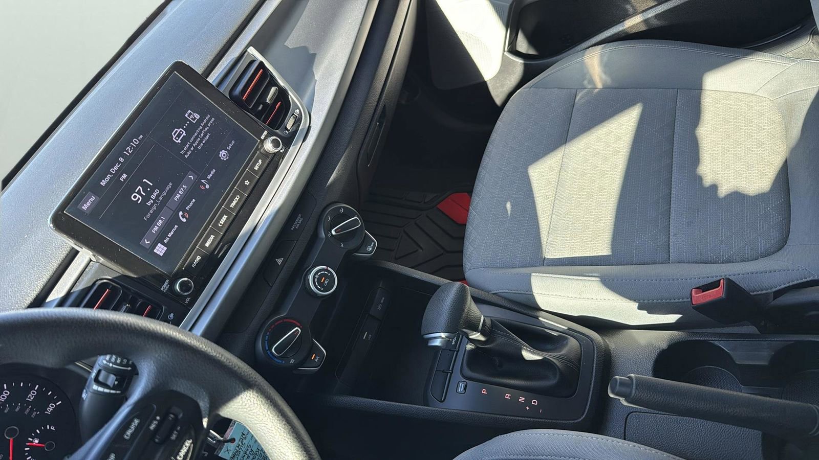 Used 2022 Kia Rio S image 21