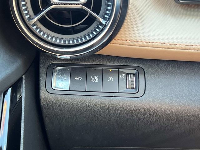 Used 2025 Chevrolet Equinox ACTIV w/ Safety and Technology Package AWD/4WD image 30