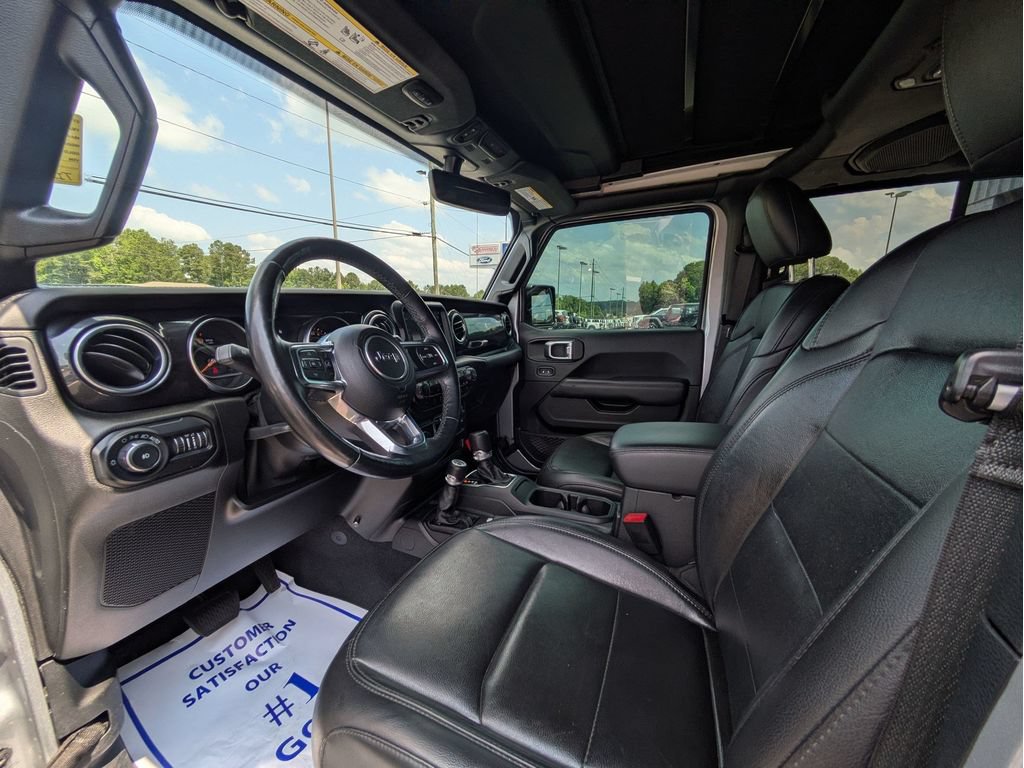 Used 2020 Jeep Wrangler Unlimited Sahara AWD/4WD image 12