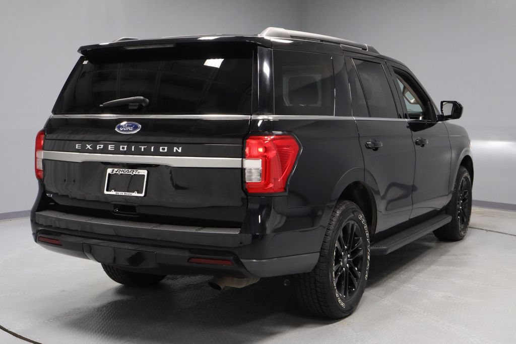 Certified 2024 Ford Expedition XLT AWD/4WD image 12