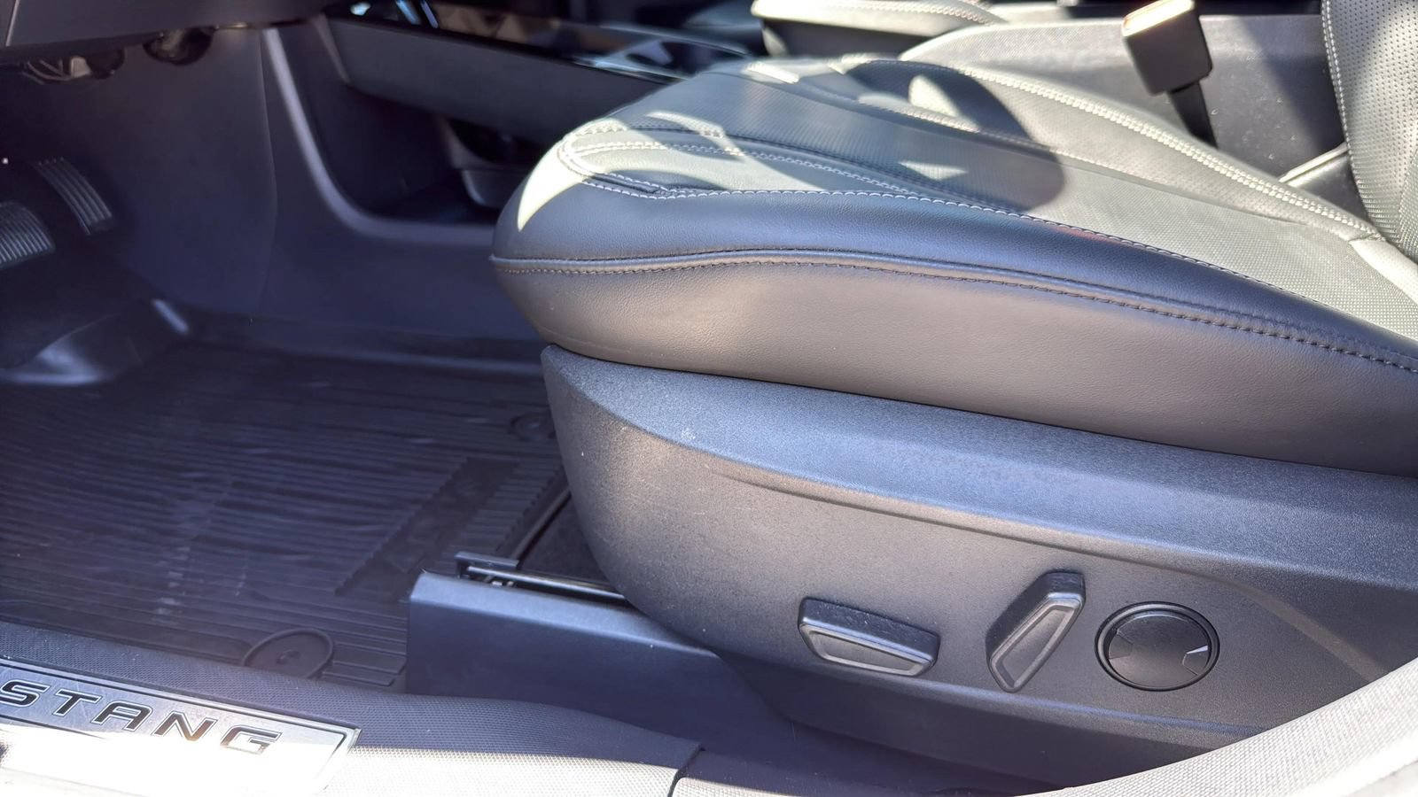 Certified 2023 Ford Mustang Mach-E Premium RWD image 29
