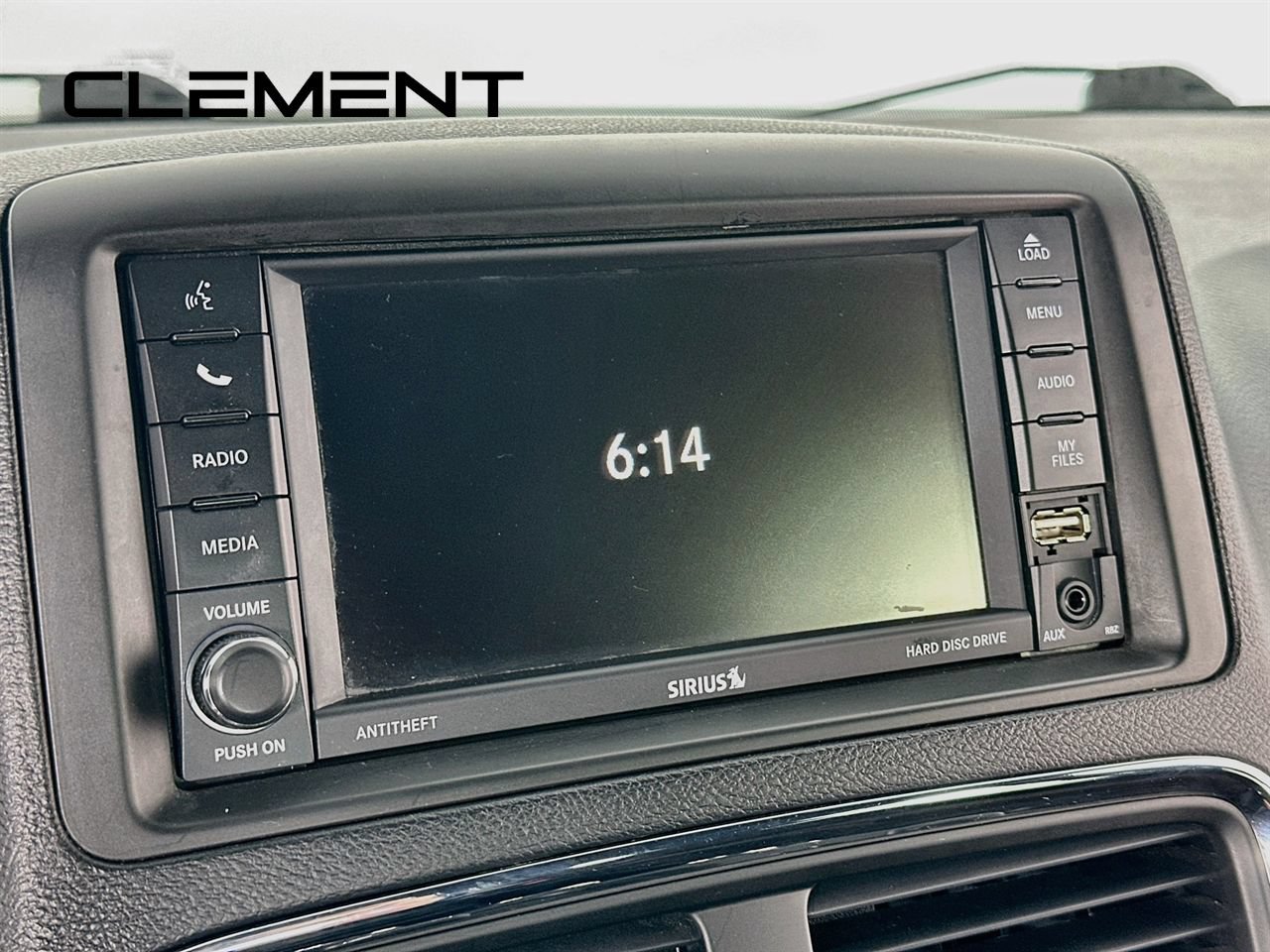 Used 2017 Dodge Grand Caravan SE FWD image 19