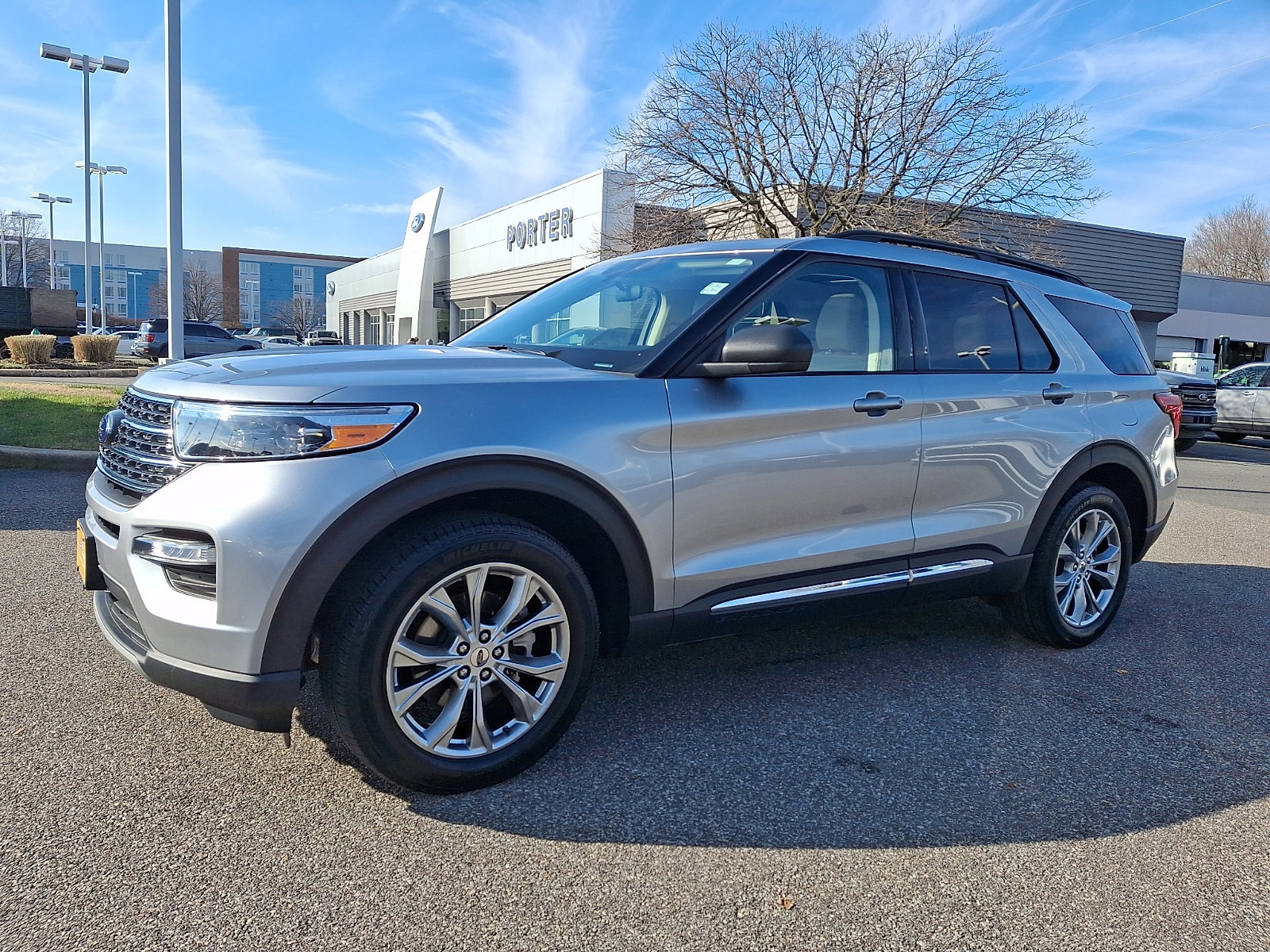 Certified 2024 Ford Explorer XLT w/ Equipment Group 202A image 2