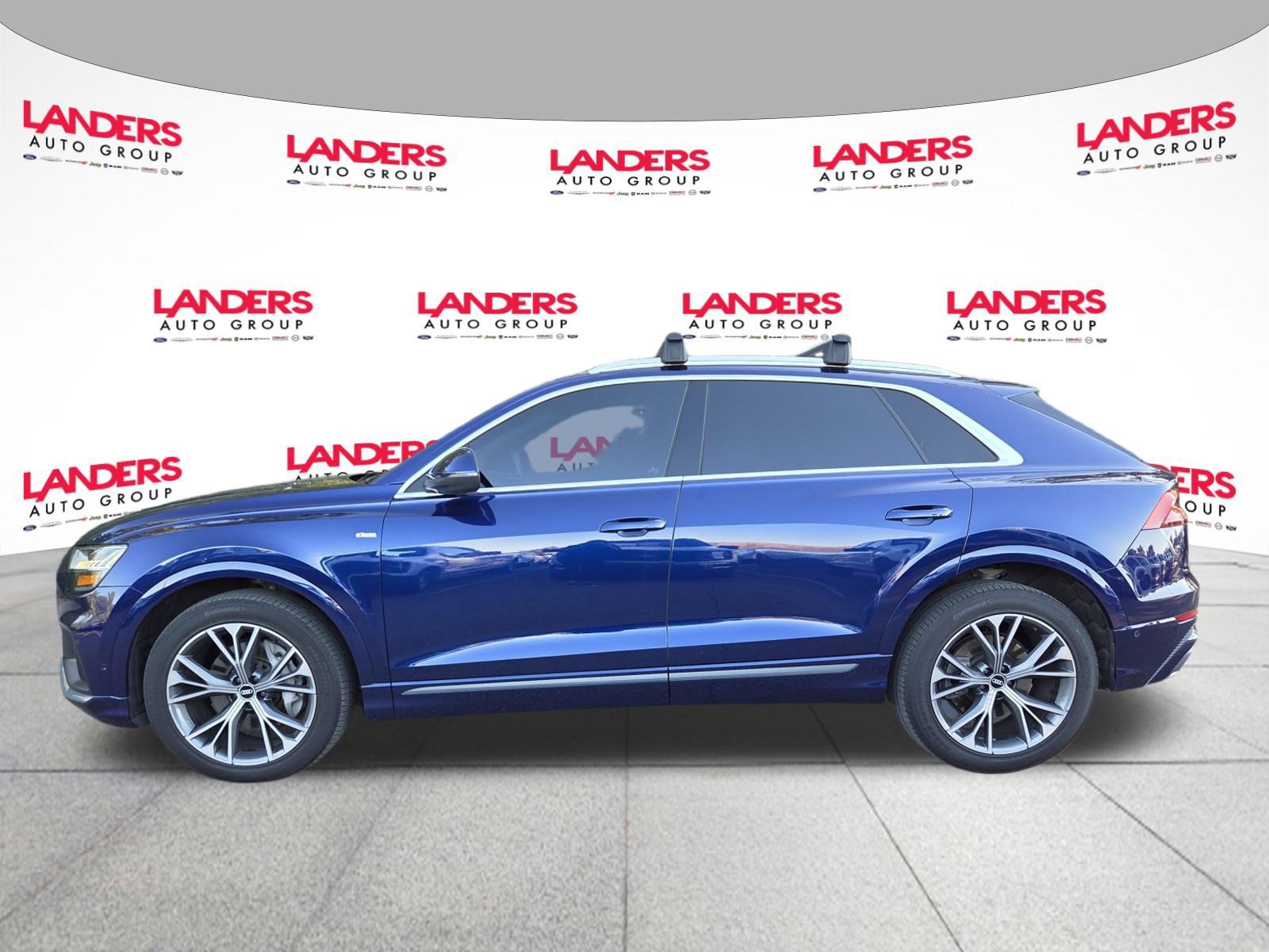 Used 2021 Audi Q8 Prestige w/ Prestige Package image 2