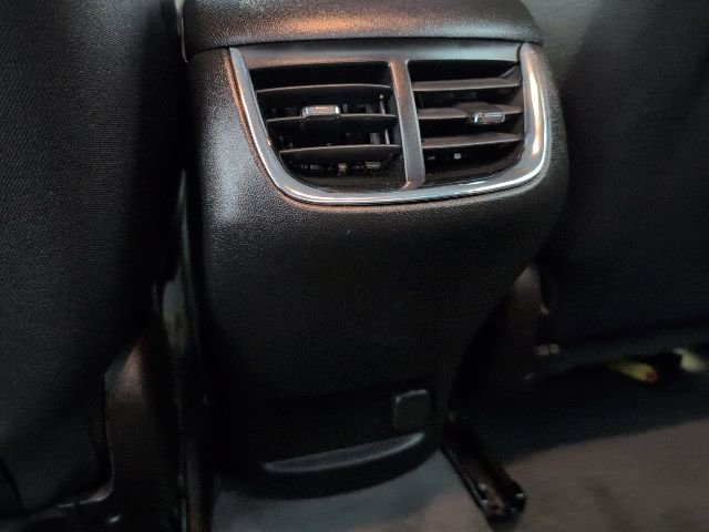 Used 2022 Chevrolet Malibu LT FWD image 29