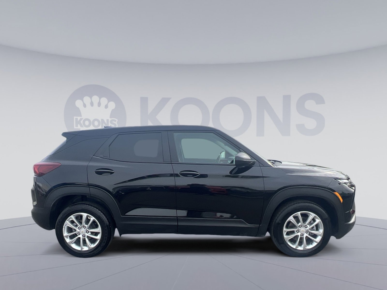 Used 2025 Chevrolet TrailBlazer LS w/ LS Convenience Package FWD image 12