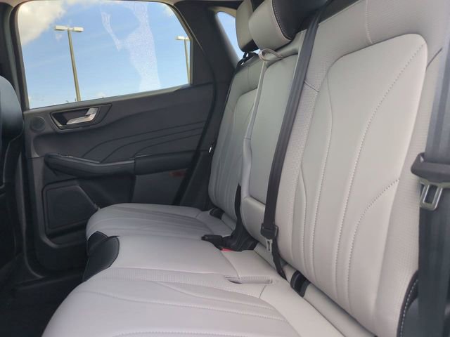 Certified 2025 Ford Escape Platinum w/ Premium Technology Package FWD image 14