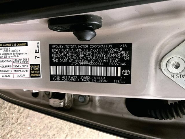 Used 2017 Toyota Prius Prime Plus w/ Carpet Mat Package FWD image 32