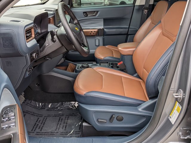 Certified 2024 Ford Maverick Lariat w/ 4K Tow Package AWD/4WD image 13