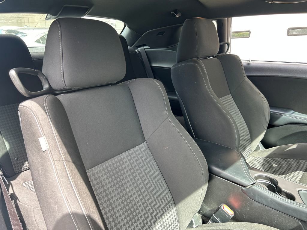 Used 2023 Dodge Challenger GT image 14