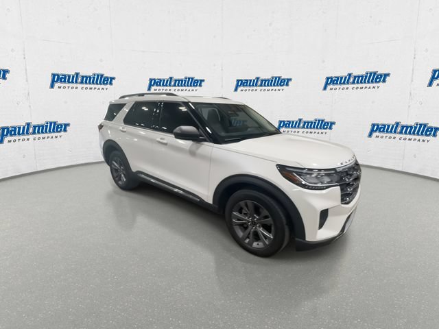 Certified 2025 Ford Explorer Active w/ Active Comfort Package AWD/4WD image 3