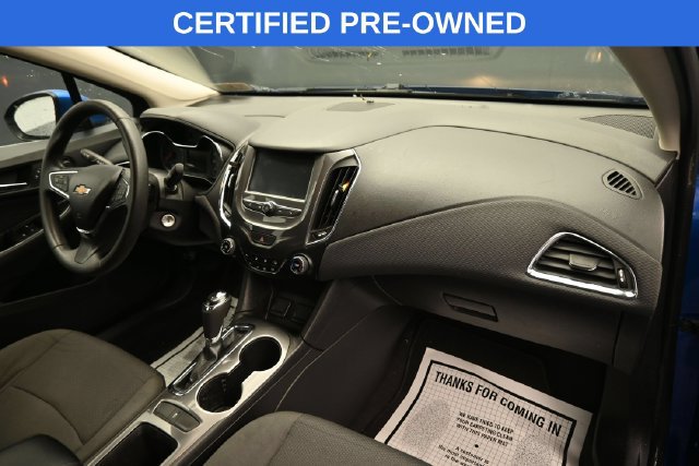 Used 2018 Chevrolet Cruze LT FWD image 8