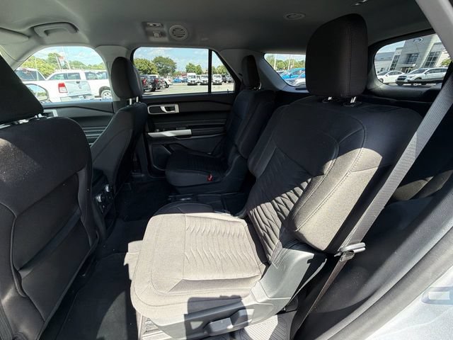 Certified 2021 Ford Explorer XLT RWD image 24