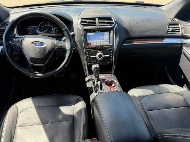 Certified 2018 Ford Explorer Limited w/ Equipment Group 301A AWD/4WD image 16