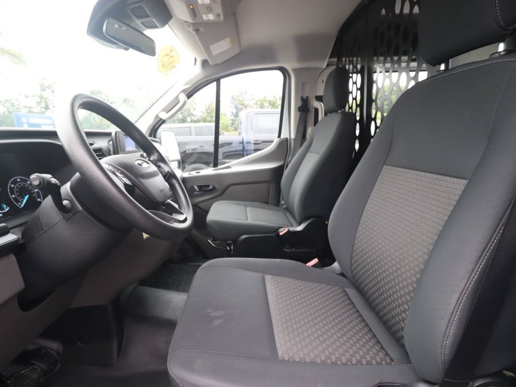 Certified 2025 Ford Transit 250 Low Roof w/ Exterior Upgrade Package RWD image 2