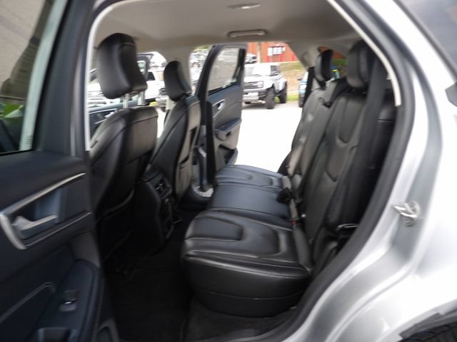 Certified 2022 Ford Edge Titanium w/ Equipment Group 301A AWD/4WD image 30