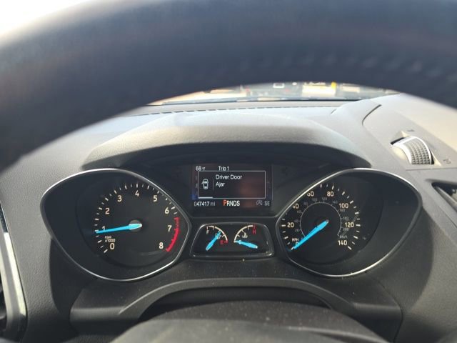 Certified 2018 Ford Escape Titanium w/ Ford Safe & Smart Package FWD image 10