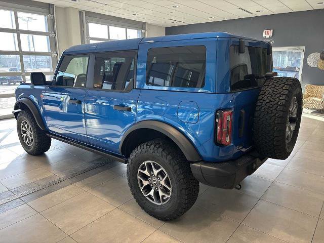 Certified 2025 Ford Bronco Badlands AWD/4WD image 3