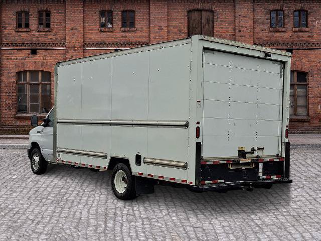Certified 2021 Ford E-350 and Econoline 350 Super Duty RWD image 6
