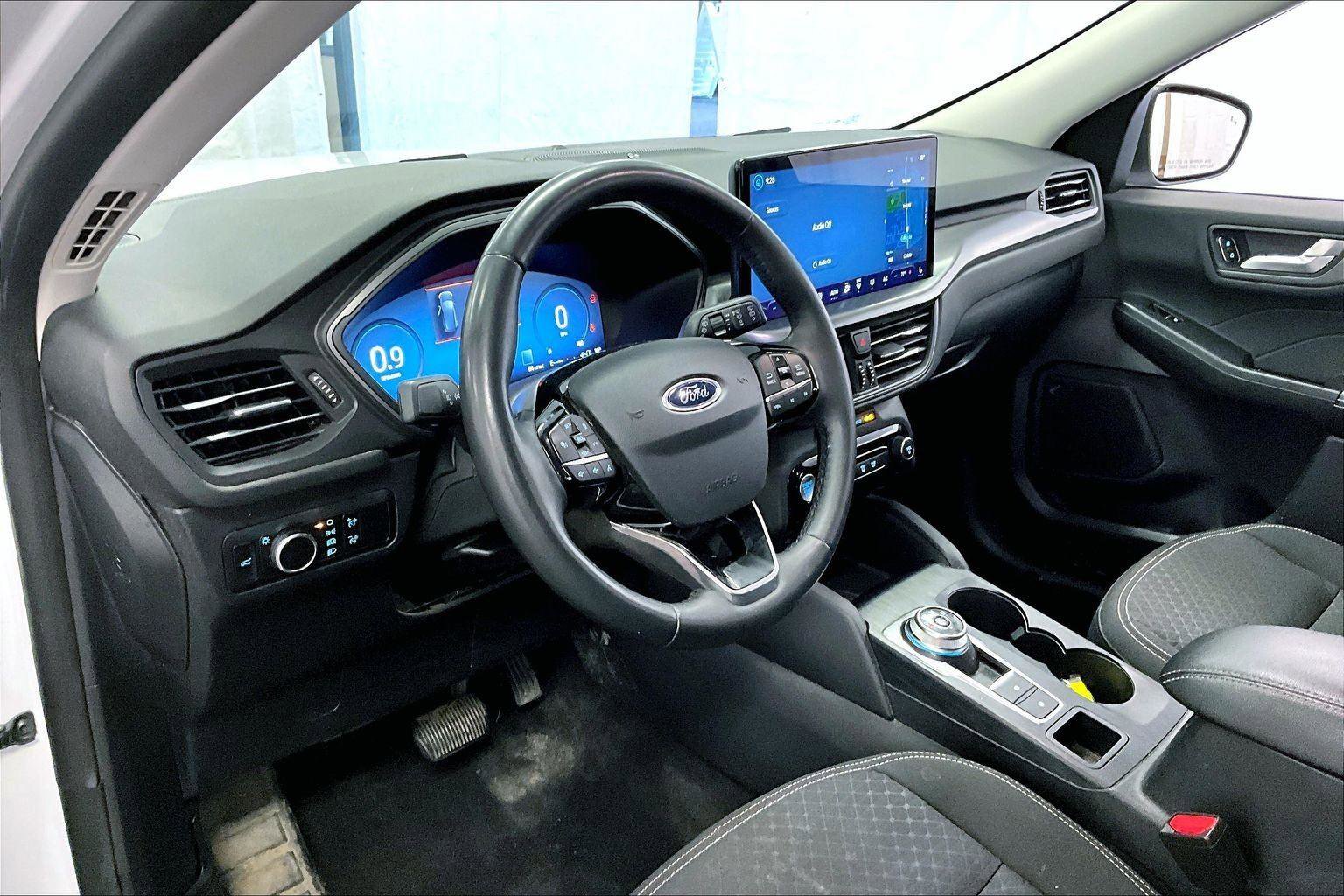 Certified 2024 Ford Escape Active w/ Tech Pack #2 image 12