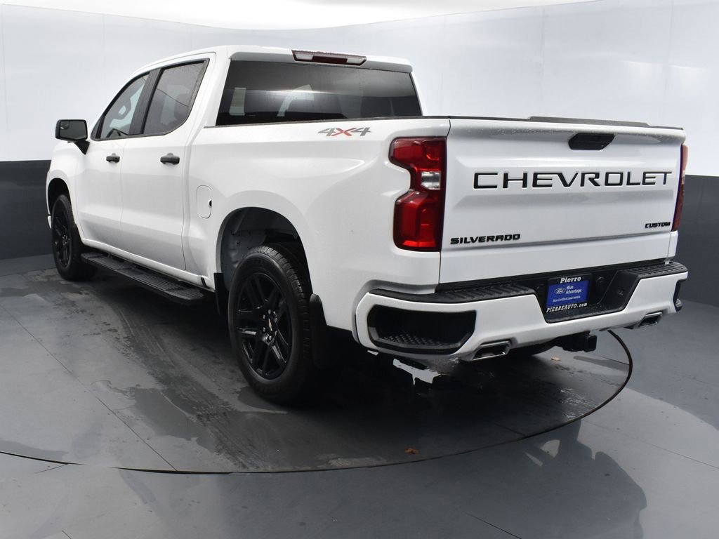 Used 2021 Chevrolet Silverado 1500 Custom image 4
