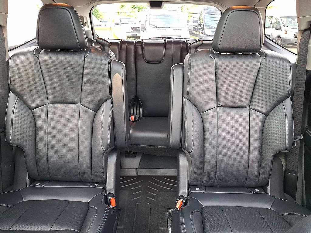 Used 2023 Subaru Ascent Touring AWD/4WD image 13