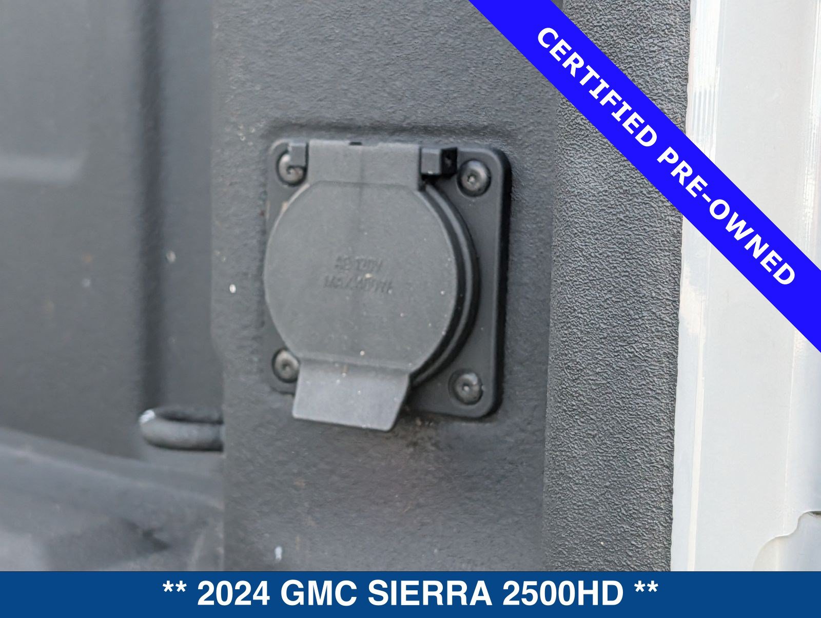 Used 2024 GMC Sierra 2500 AT4X AWD/4WD image 16