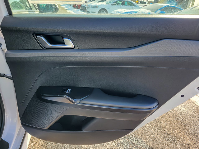 Used 2023 Kia K5 LXS image 20