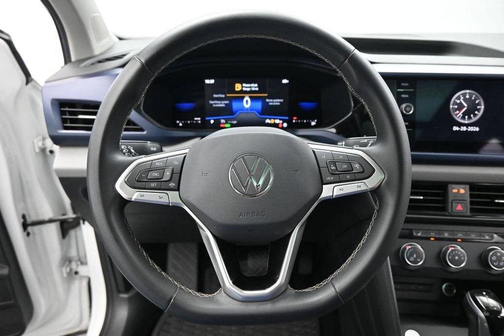 Used 2022 Volkswagen Taos SE FWD image 10