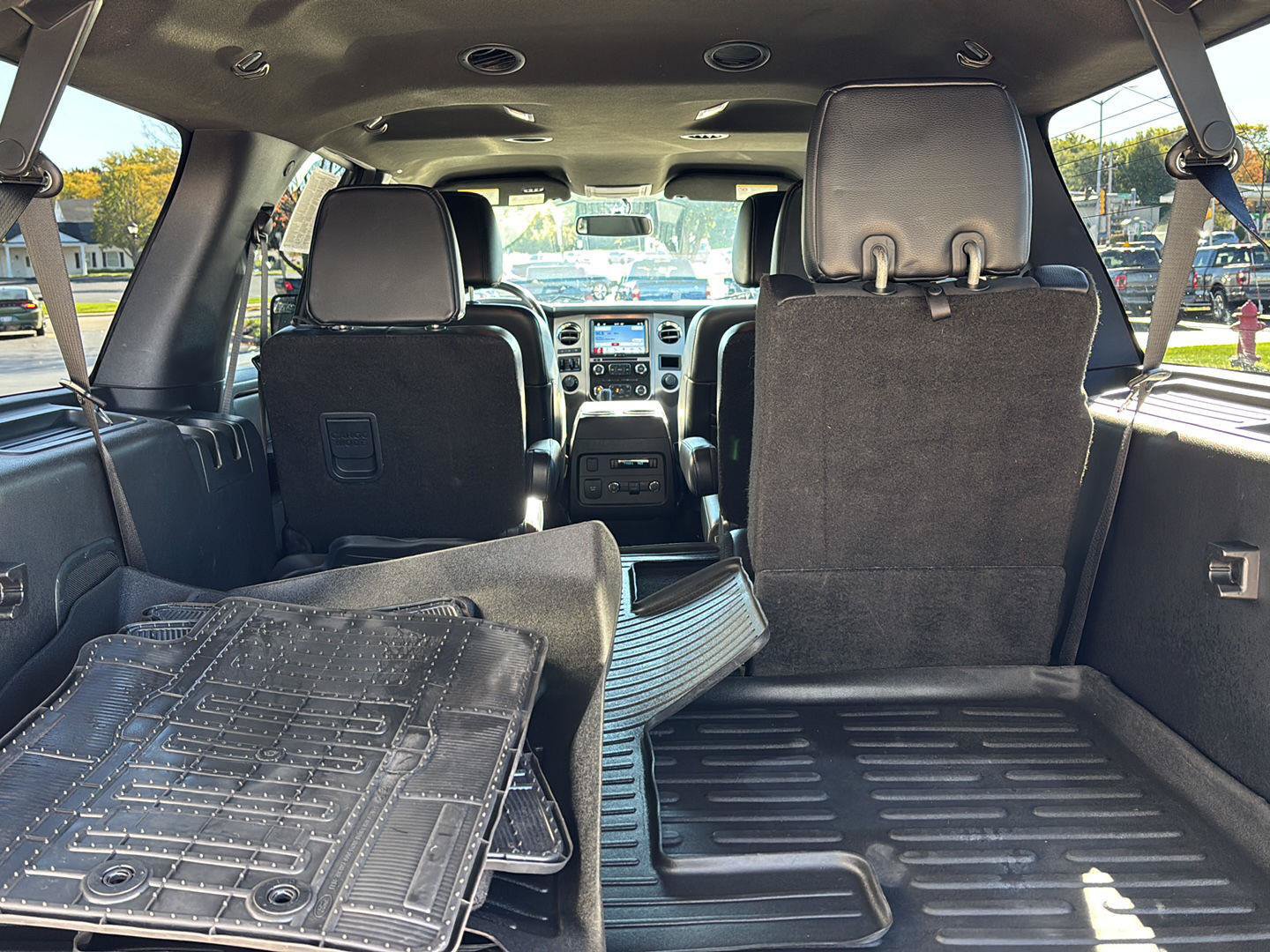 Certified 2017 Ford Expedition EL XLT w/ Equipment Group 202A AWD/4WD image 26