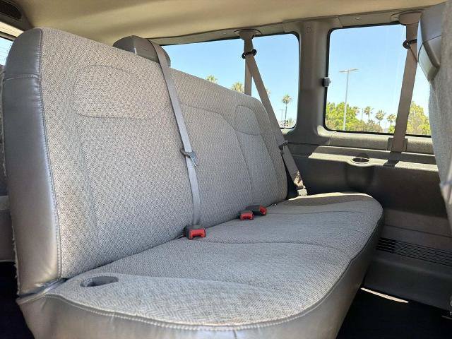 Used 2020 Chevrolet Express 3500 LT w/ LT Preferred Equipment Group RWD image 17