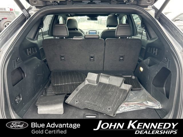 Certified 2022 Ford Edge ST-Line AWD/4WD image 12