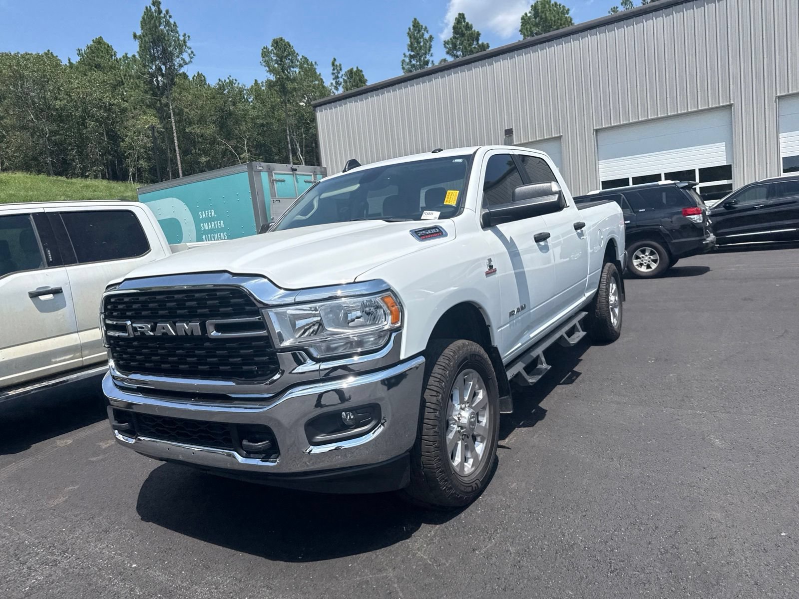 Used 2022 RAM 2500 Big Horn w/ Level A Equipment Group AWD/4WD image 3