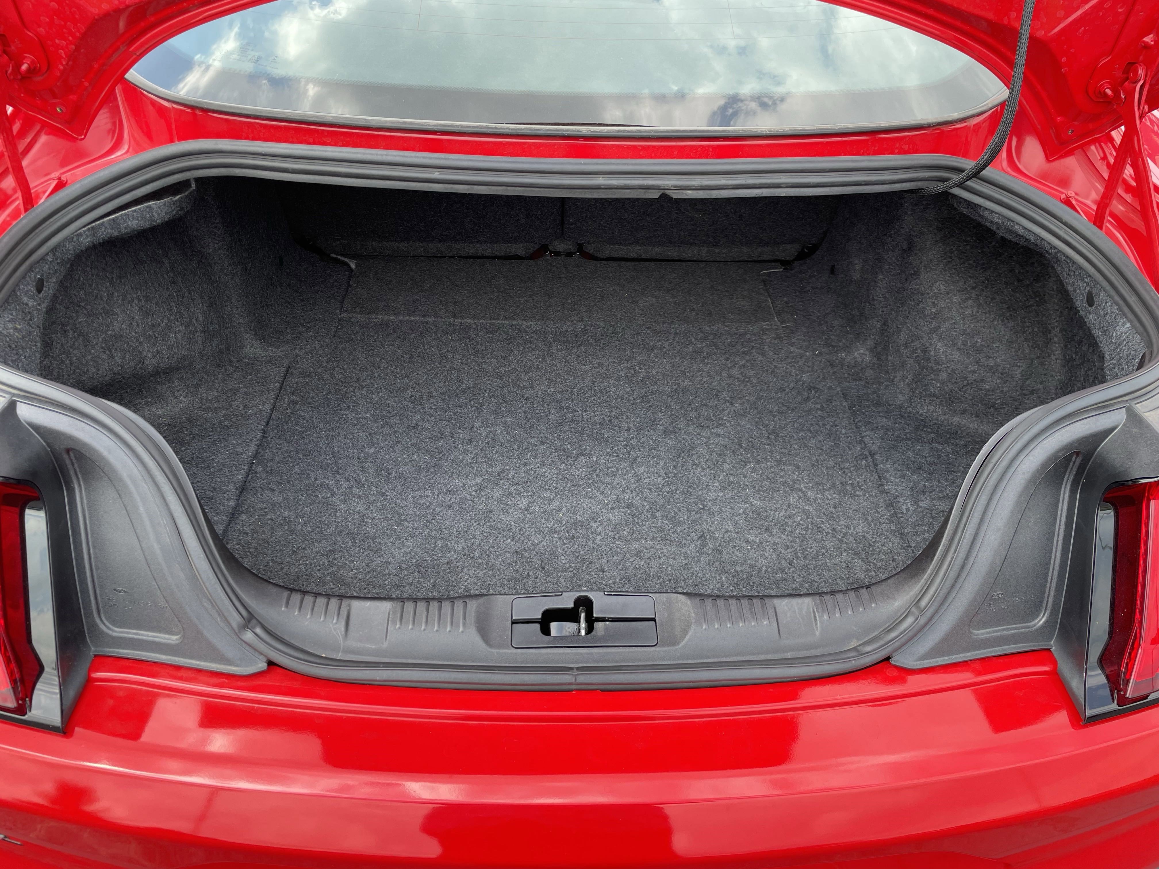 Certified 2021 Ford Mustang Premium w/ Carbon Sport Interior Package image 33