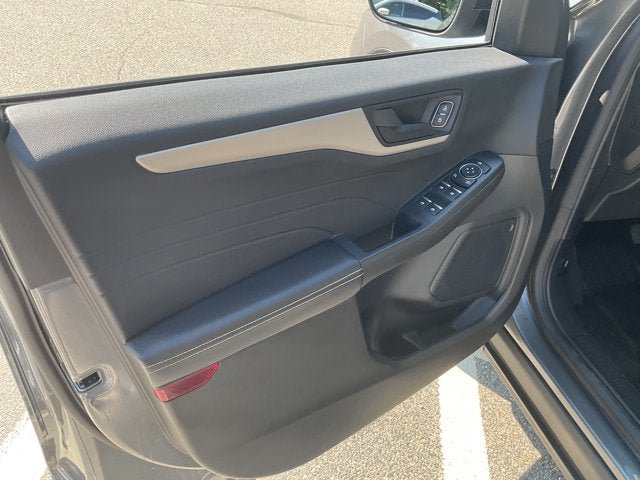 Certified 2022 Ford Escape SE w/ Convenience Package AWD/4WD image 6