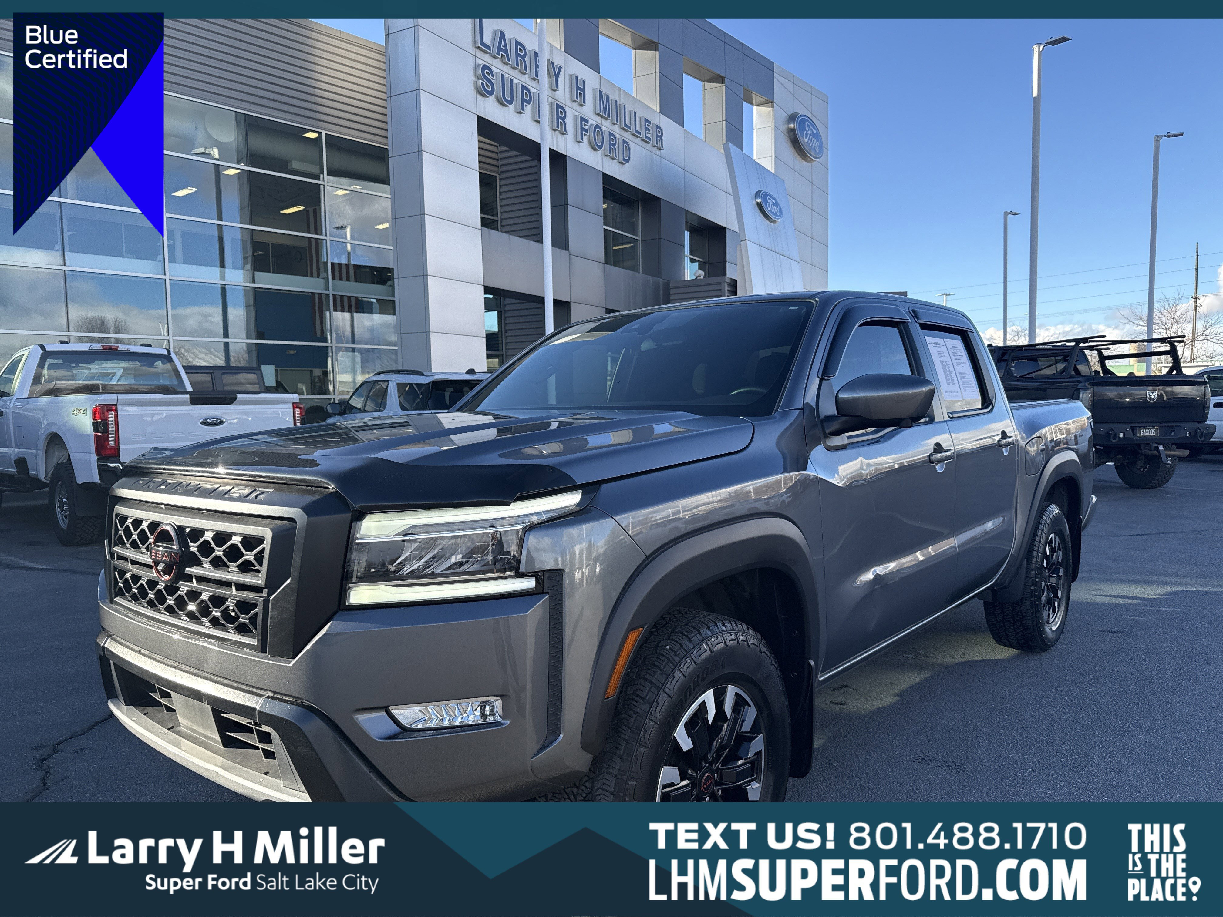 Used 2024 Nissan Frontier PRO-4X w/ Pro Convenience Package image 1