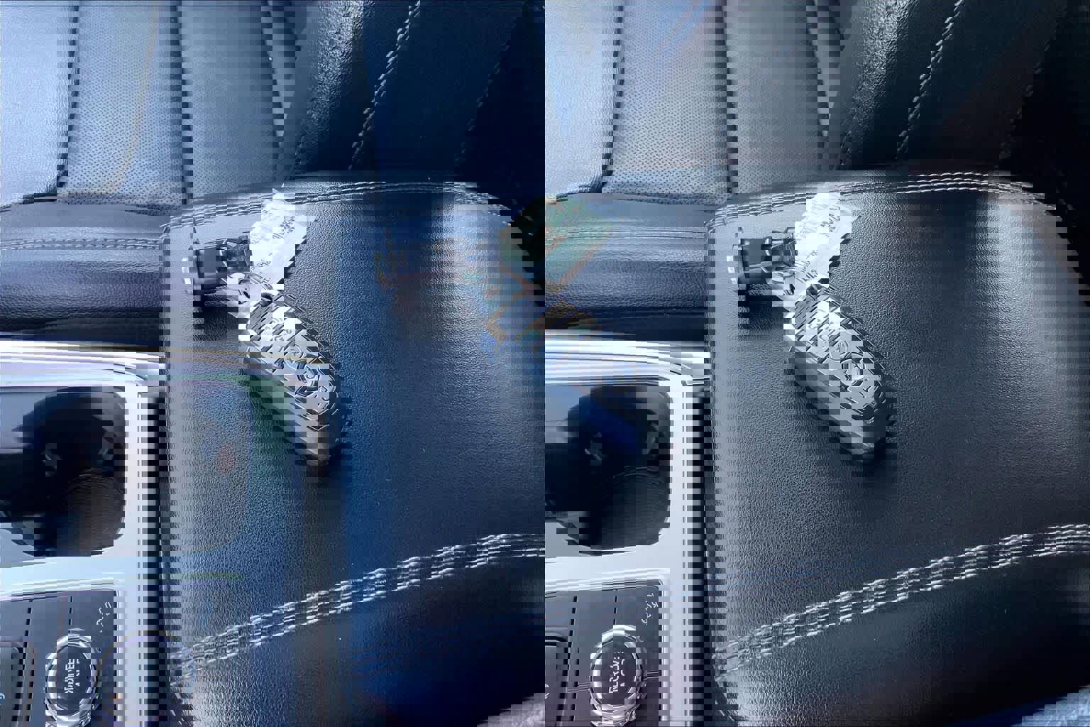 Certified 2023 Ford Explorer Limited image 15