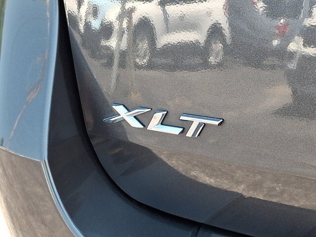 Certified 2020 Ford Explorer XLT w/ Equipment Group 202A AWD/4WD image 31