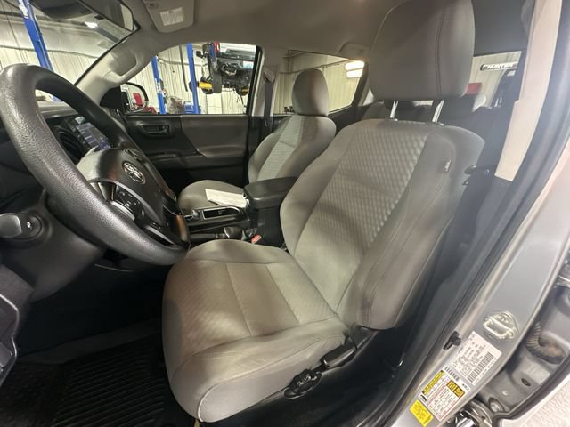 Used 2023 Toyota Tacoma SR AWD/4WD image 17