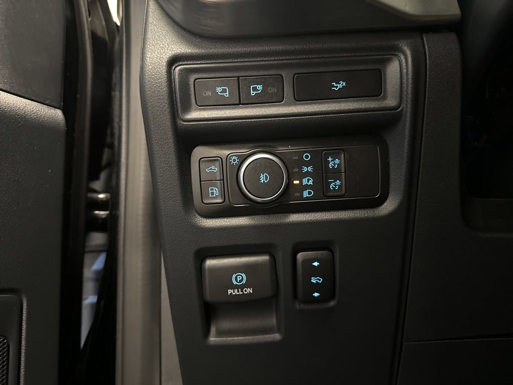 Certified 2022 Ford F150 Lariat image 42