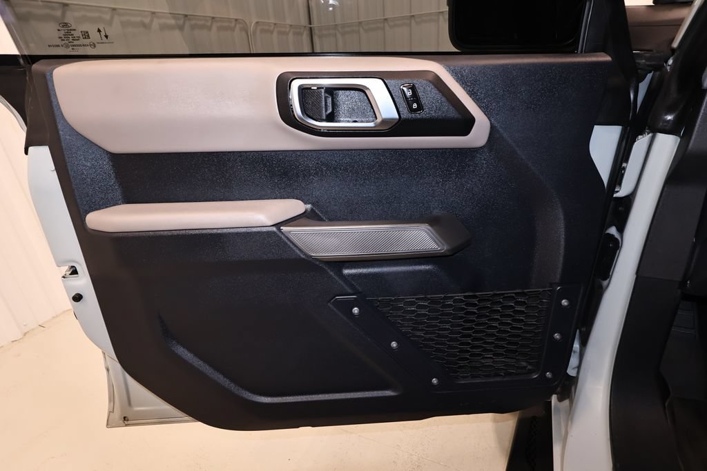 Certified 2023 Ford Bronco Wildtrak AWD/4WD image 12