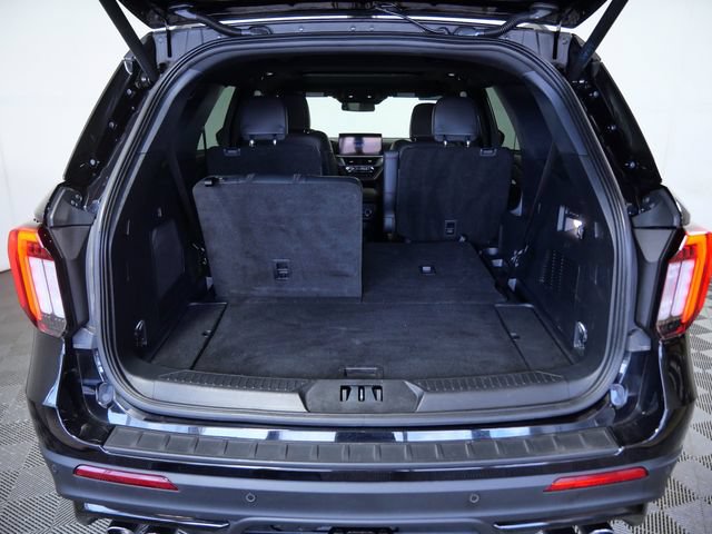 Certified 2025 Ford Explorer ST AWD/4WD image 10