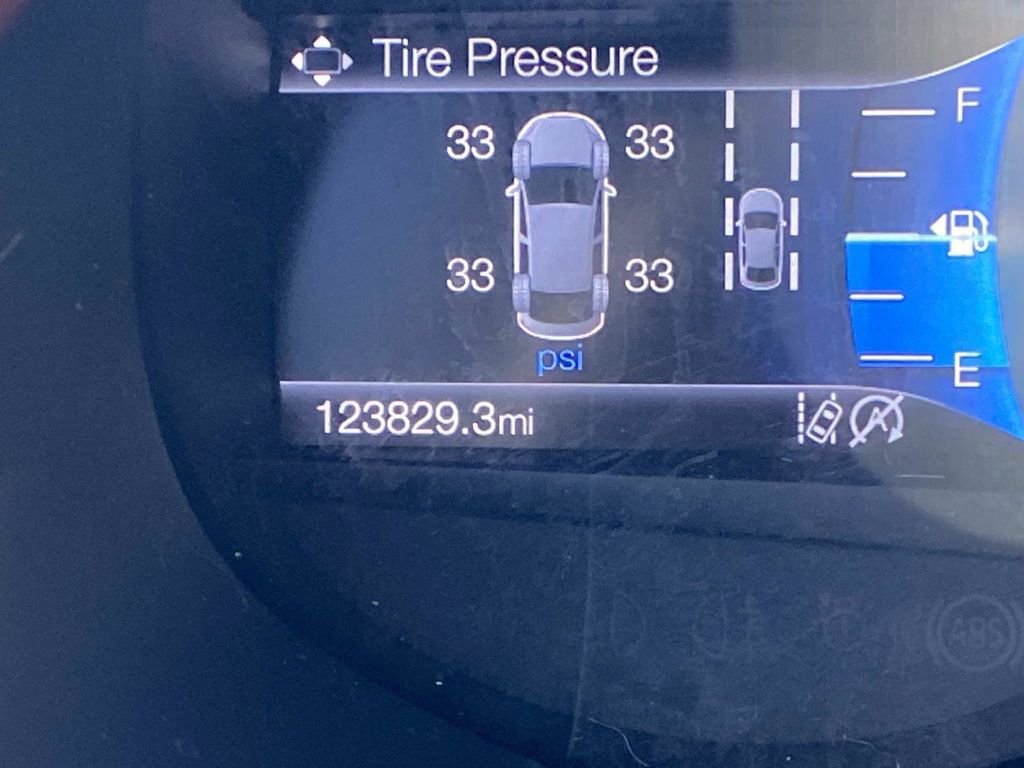 Certified 2020 Ford Edge ST-Line w/ Cold Weather Package AWD/4WD image 35
