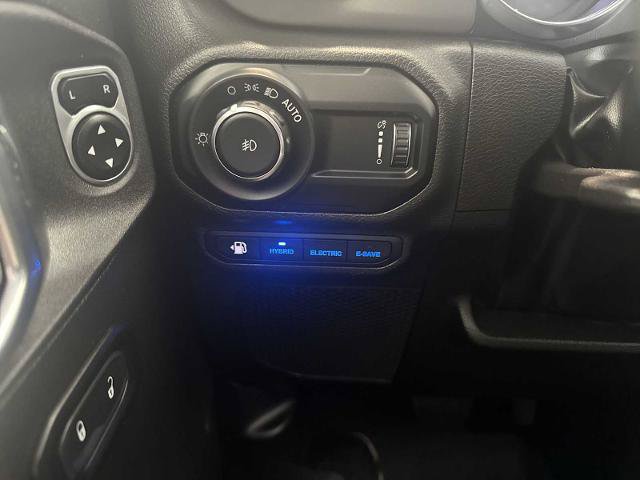 Used 2023 Jeep Wrangler Unlimited w/ Cold Weather Group AWD/4WD image 16