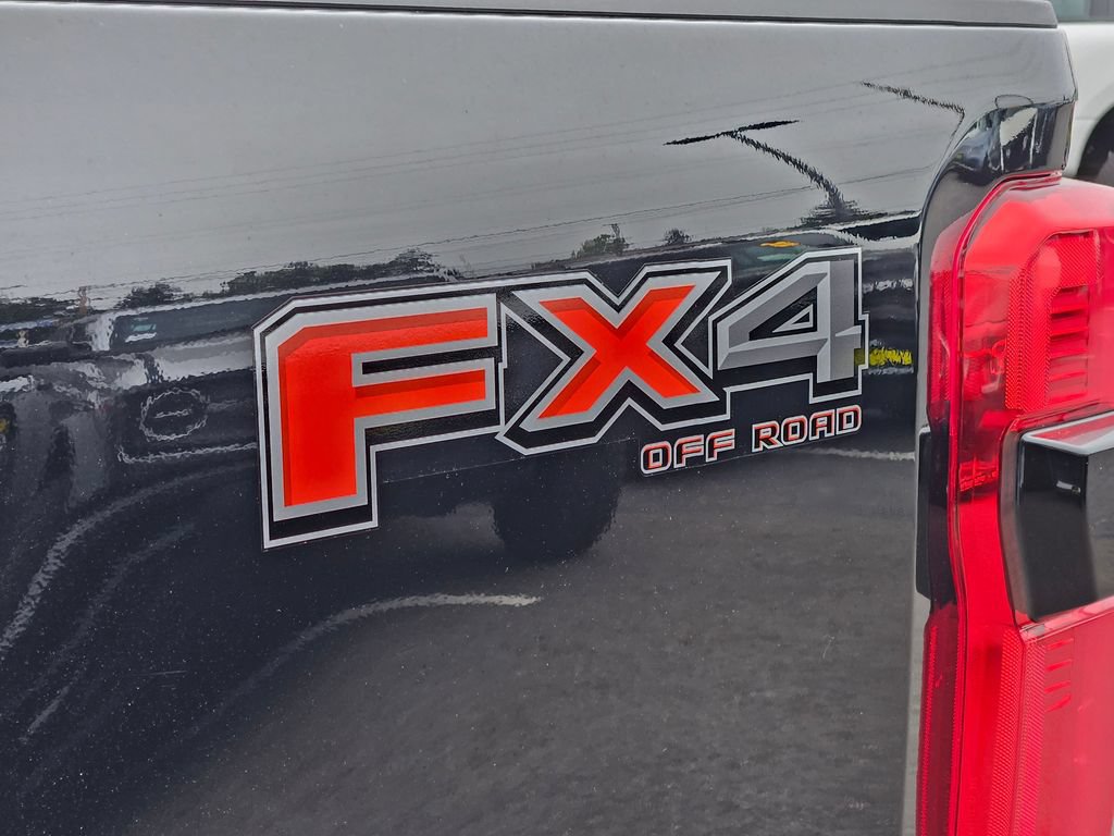 Certified 2025 Ford F350 Lariat AWD/4WD image 12