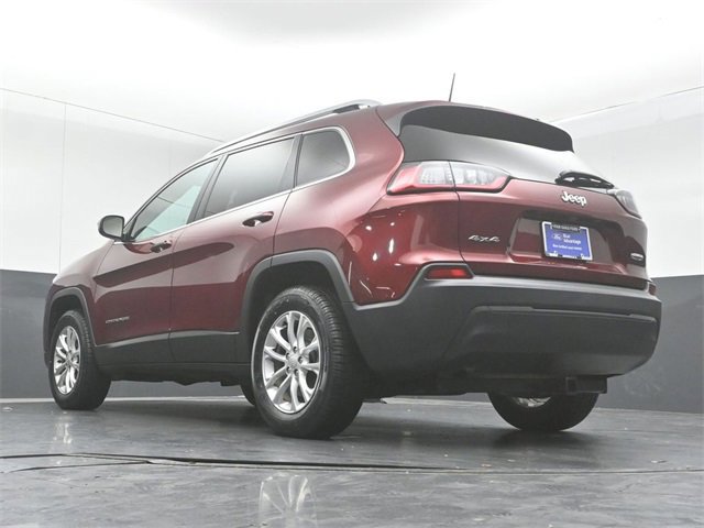 Used 2019 Jeep Cherokee Latitude w/ Cold Weather Group image 10